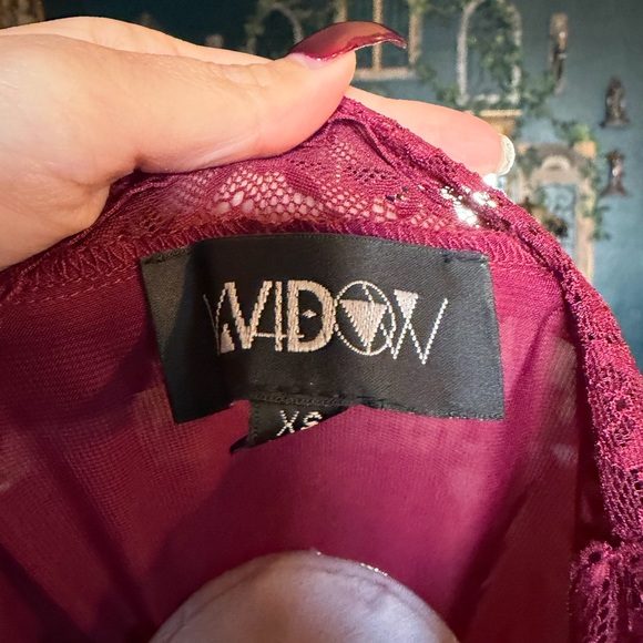 Dollskill Widow WINE PERPETUAL NIGHT MAXI DRESS- XS - Picture 4 of 9